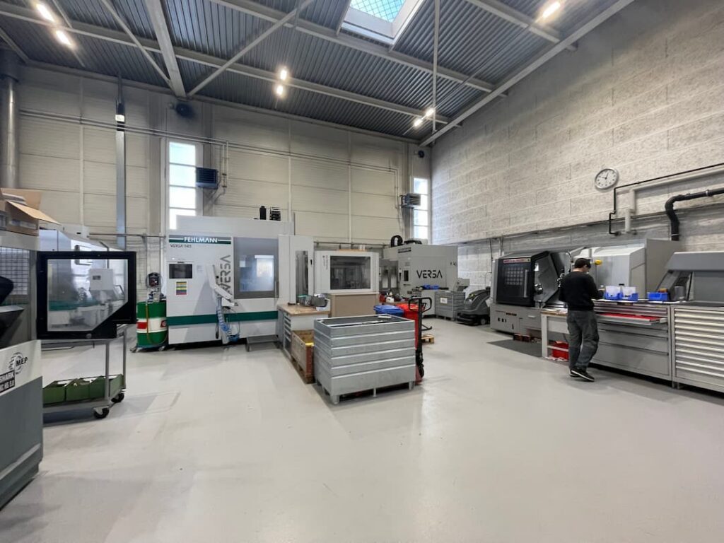 Carbolink 5 axis CNC machines IMG_1012